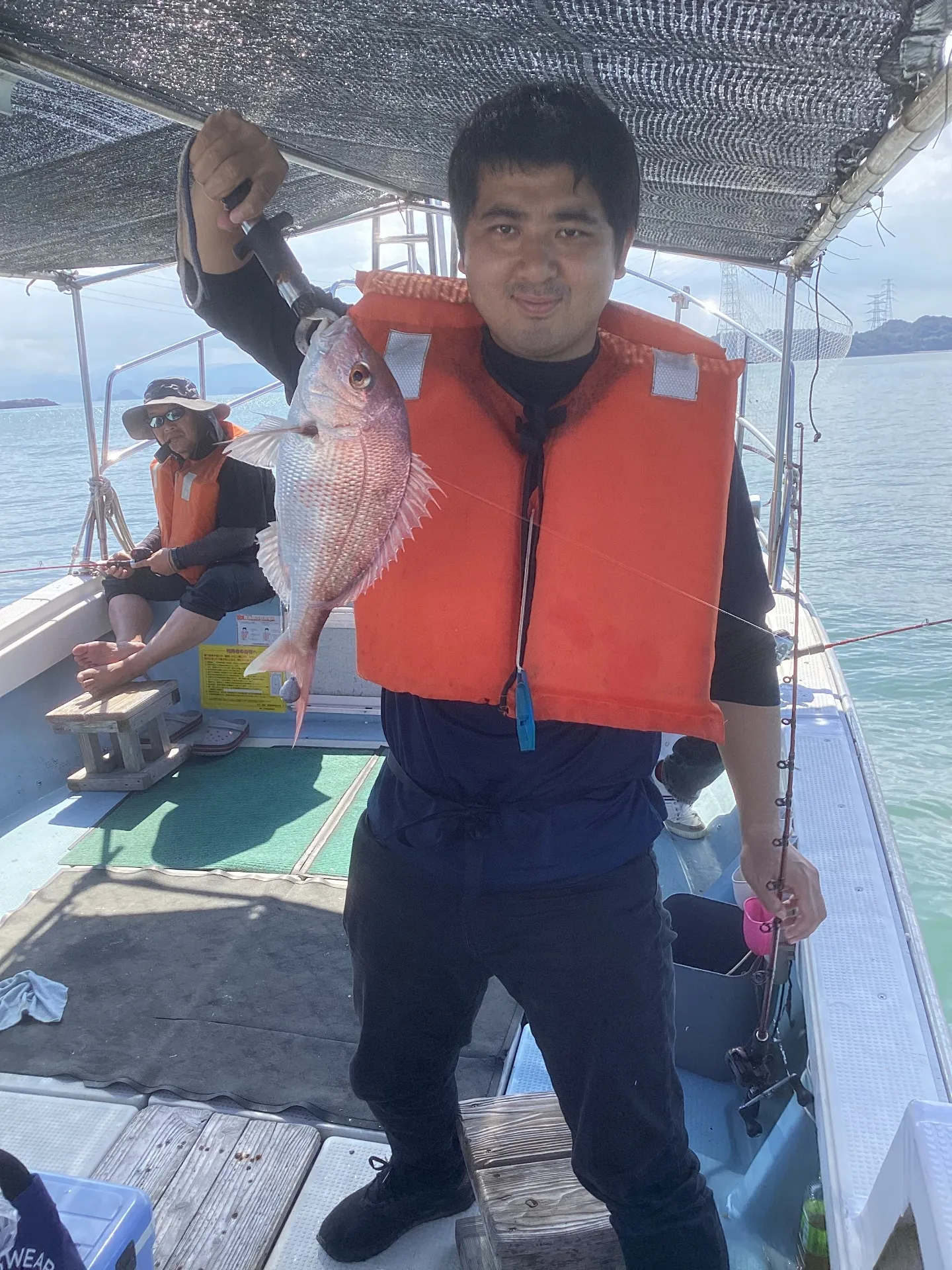 本日鯛釣りに出船でした。