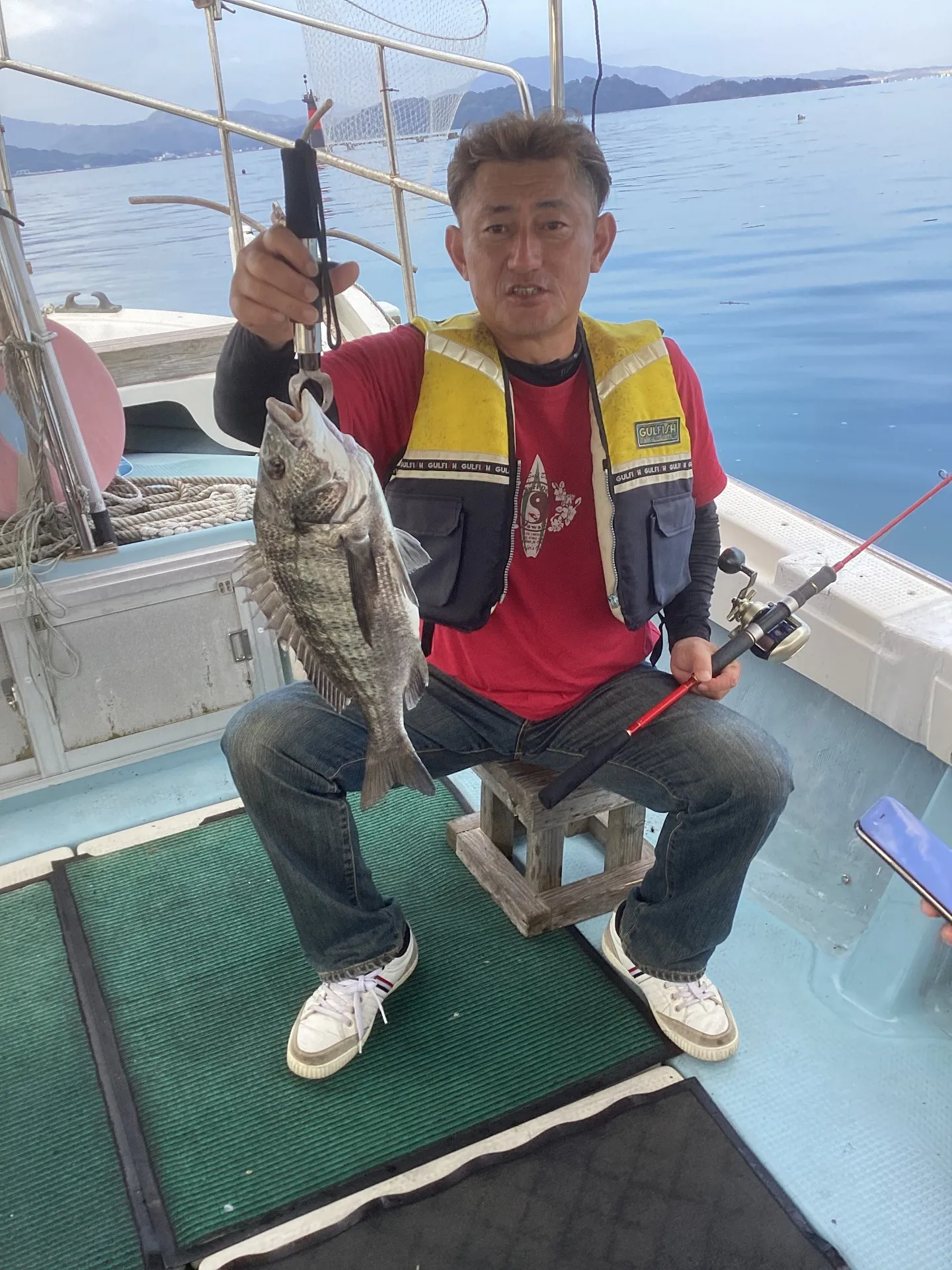 本日鯛釣りに出船でした。
