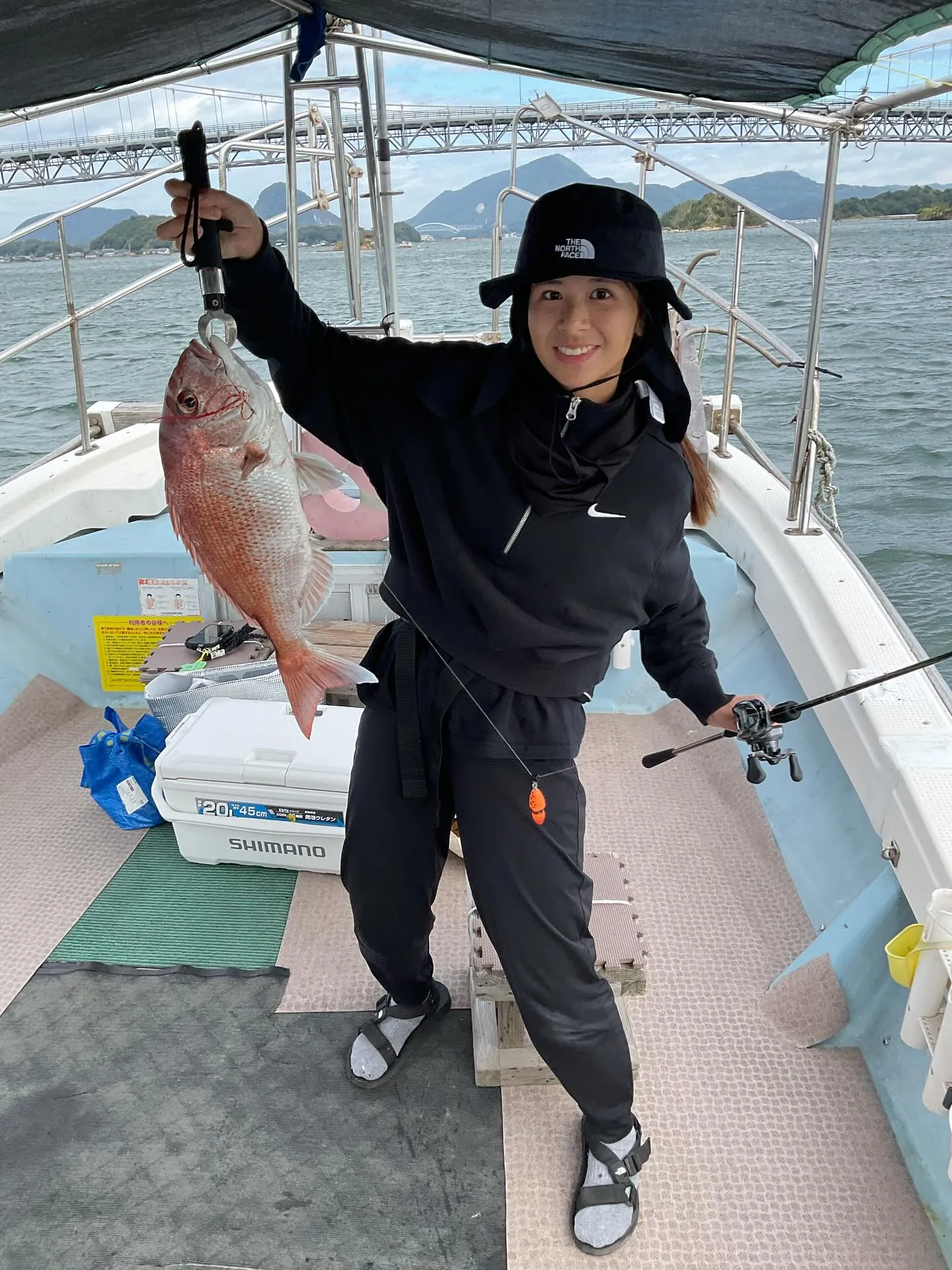 本日タイ釣りに行ってきました。