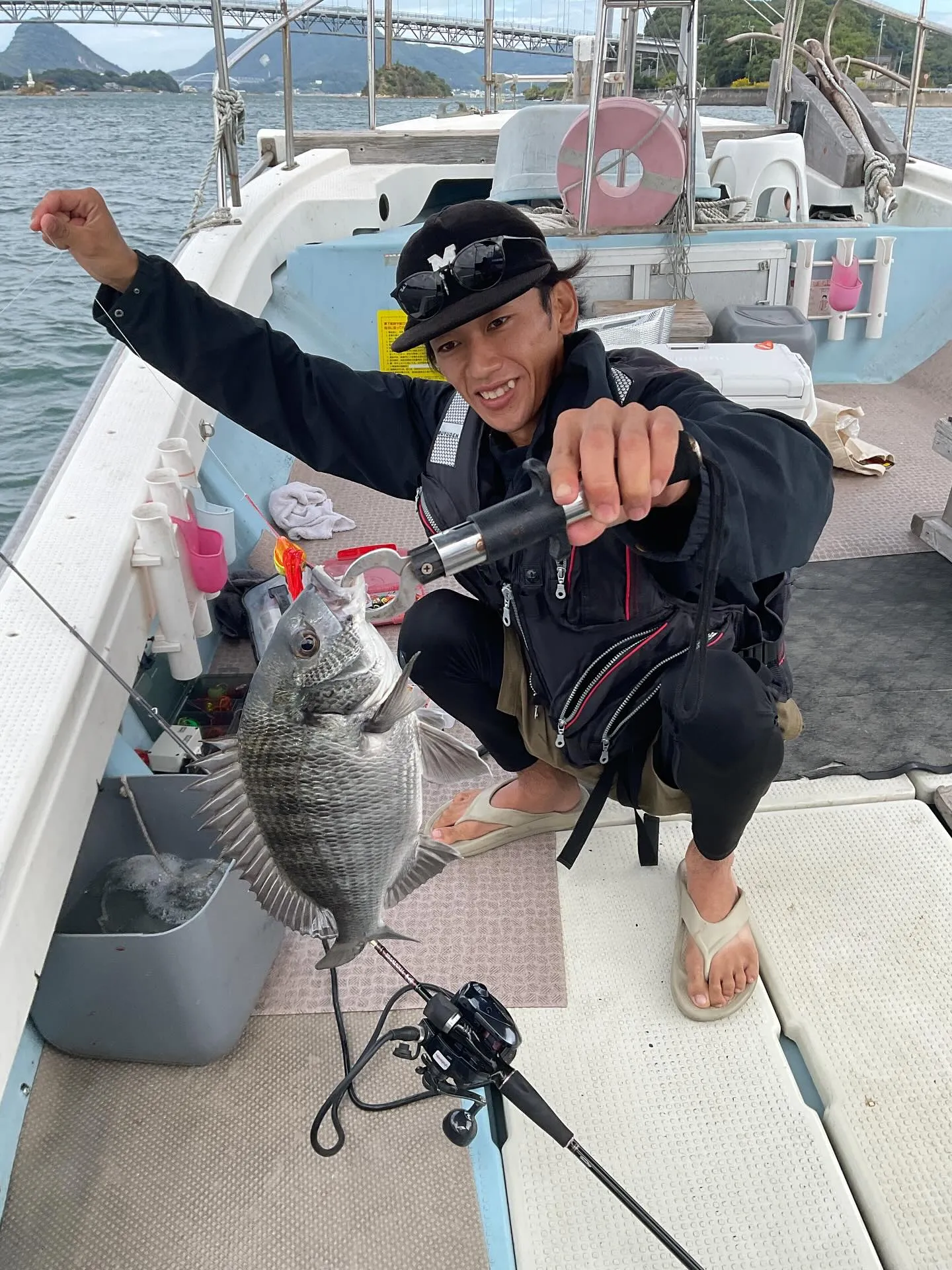 本日タイ釣りに行ってきました。