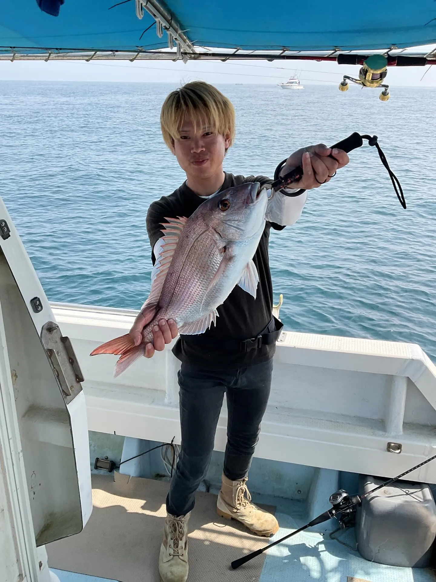 3月29日鯛・根魚釣りに出船。